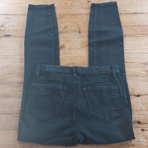 Blank NYC Jeans The Bond Mid Rise Skinny - Picture 3 of 11